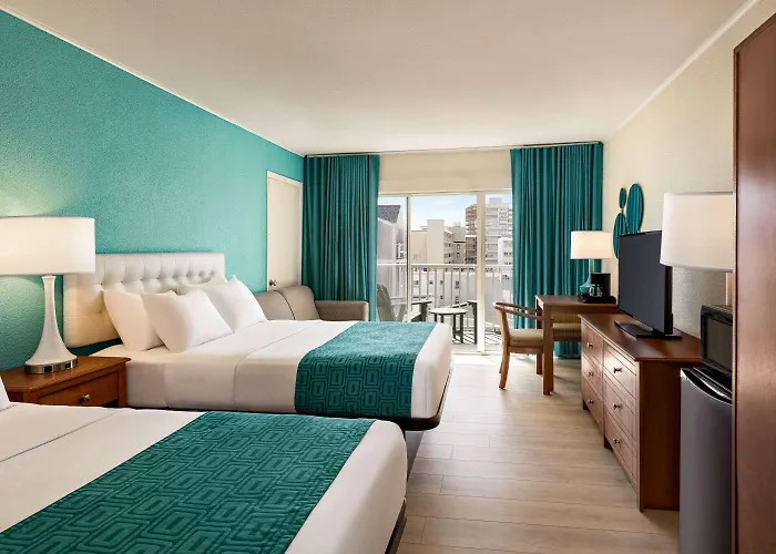 Howard Johnson By Wyndham Ocean Oceanfront Hotel 2*